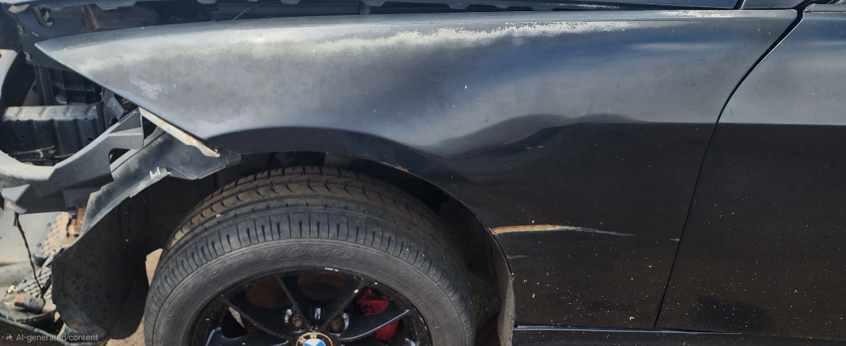 E90 LEFT FRONT FENDER