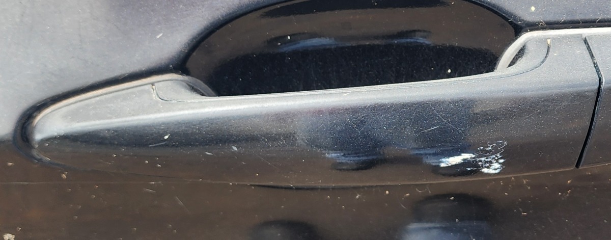 E90 LEFT FRONT DOOR HANDLE