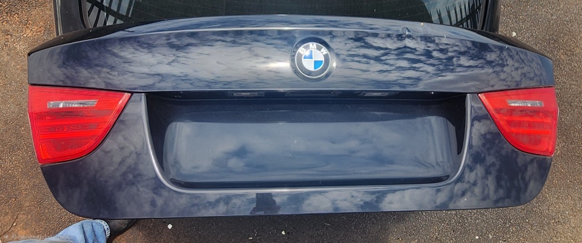 E90 TAILGATE (SHELL)