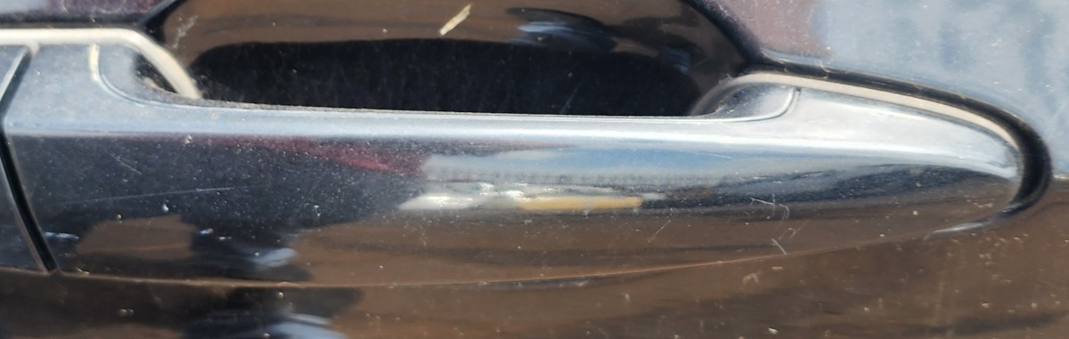 E90 RIGHT FRONT DOOR HANDLE