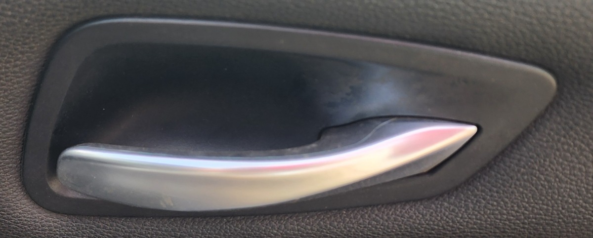 E90 RIGHT FRONT INNER HANDLE