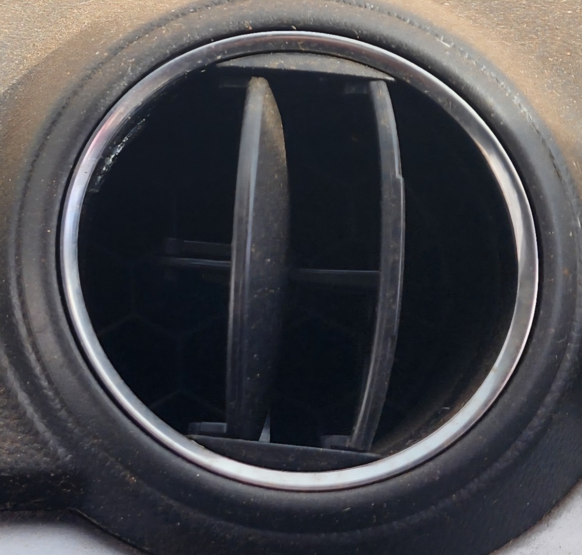 Swift RIght Centre Dash Vent