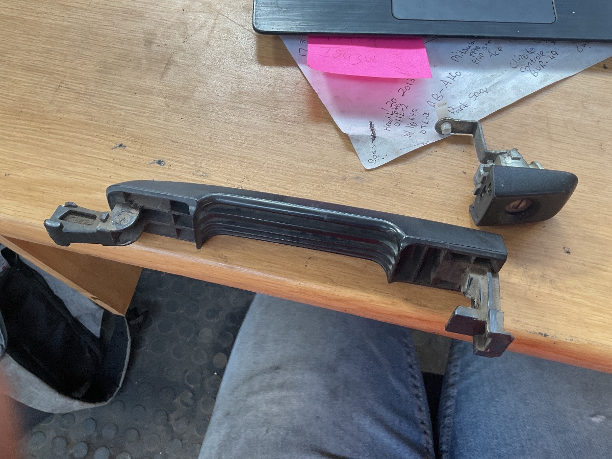 KB D-MAX R/F Interior Door Handle