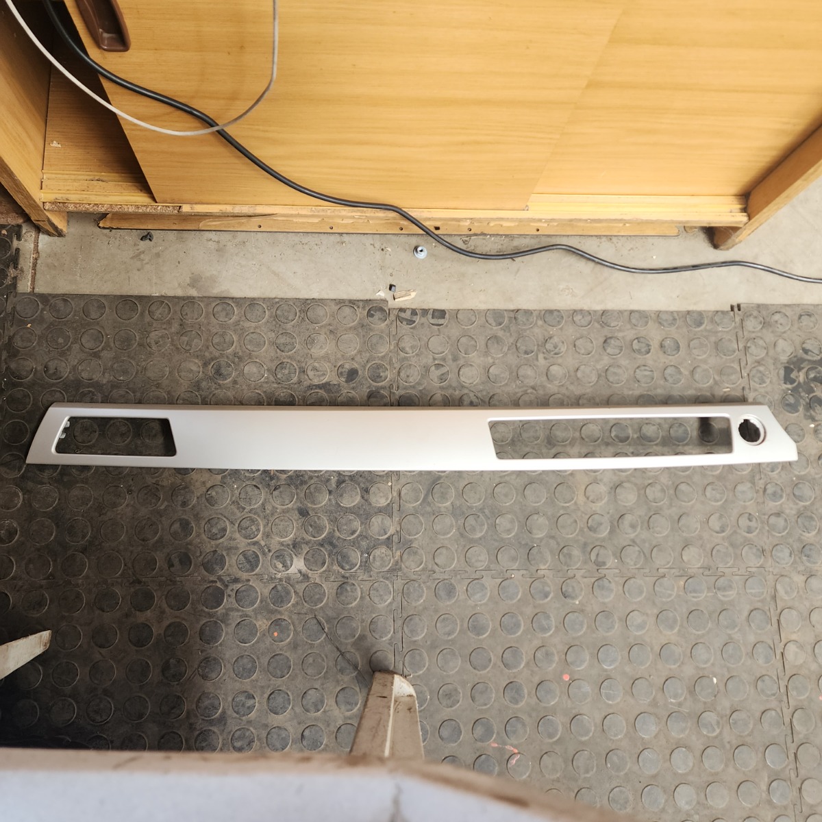 E90 LEFT DASH TRIM