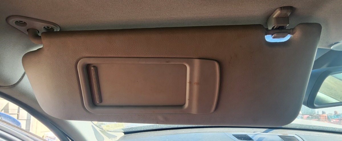 E90 LEFT SUNVISOR