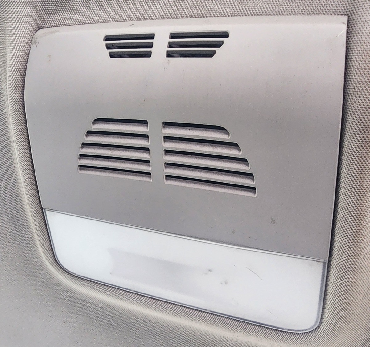 E90 CENTRE DOME LIGHT