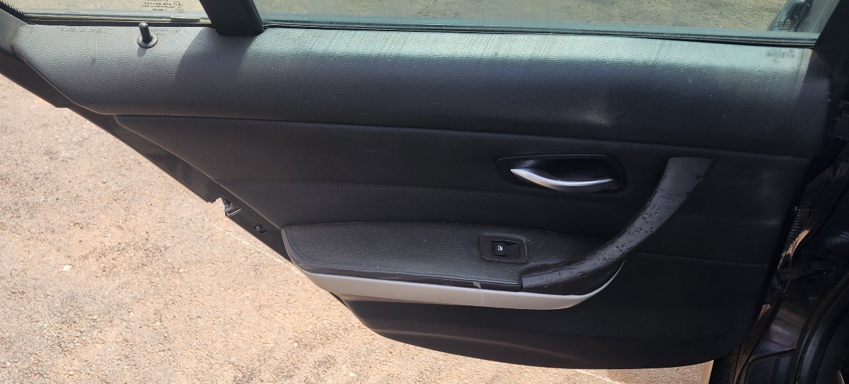 E90 LEFT REAR DOOR PANEL