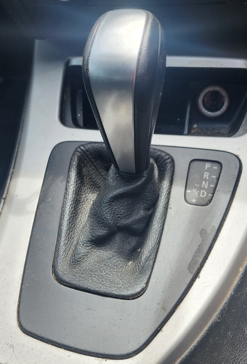 E90 AUTO GEAR SHIFTER