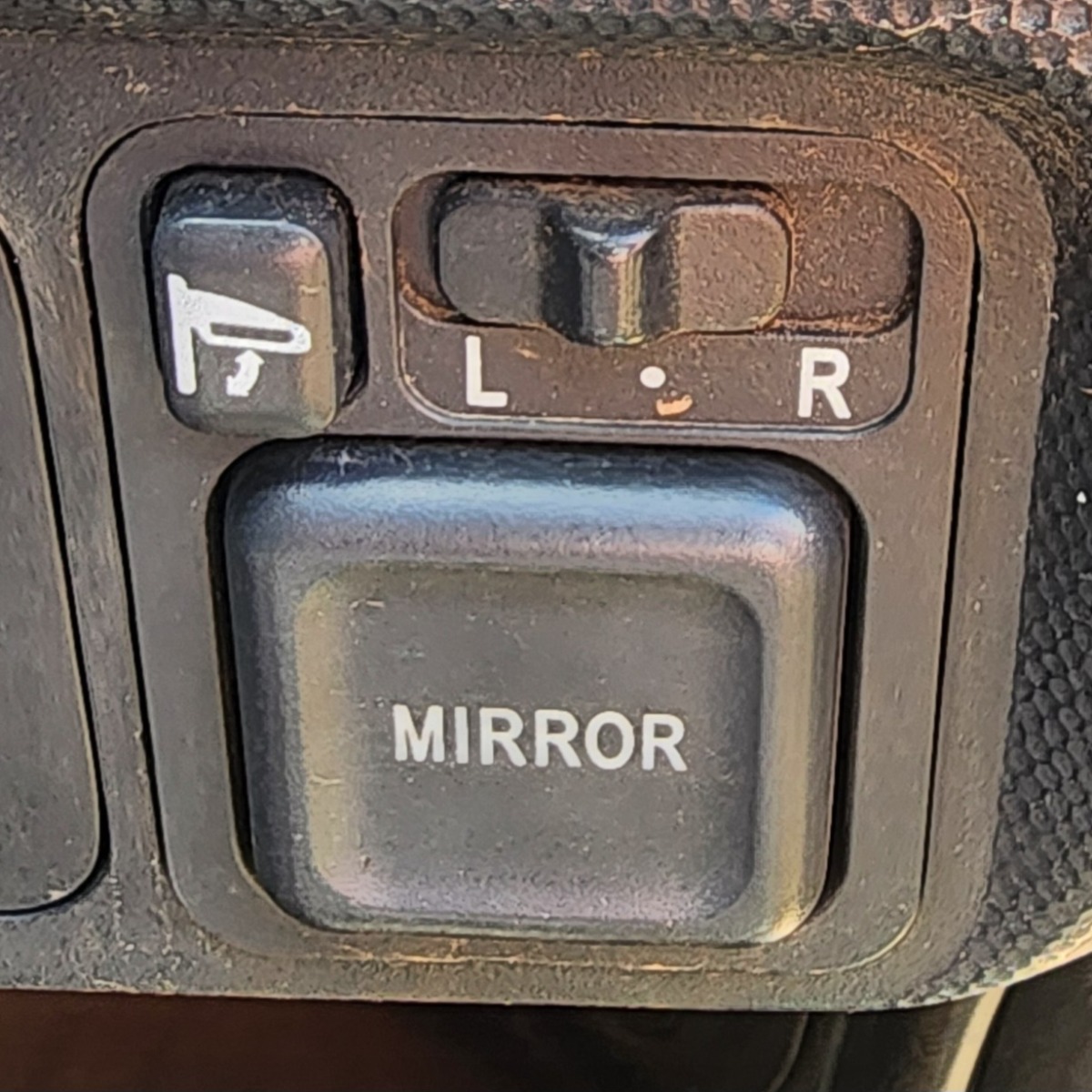 JAZZ MIRROR SWITCH