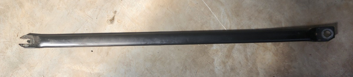E90 STRUT BRACE