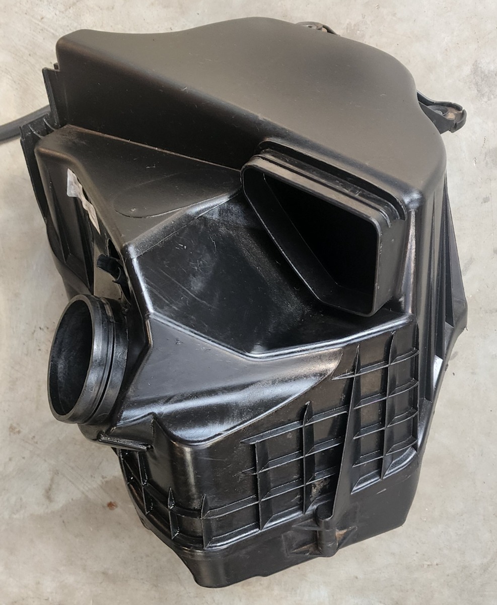 E90 320I AUTO AIR CLEANER