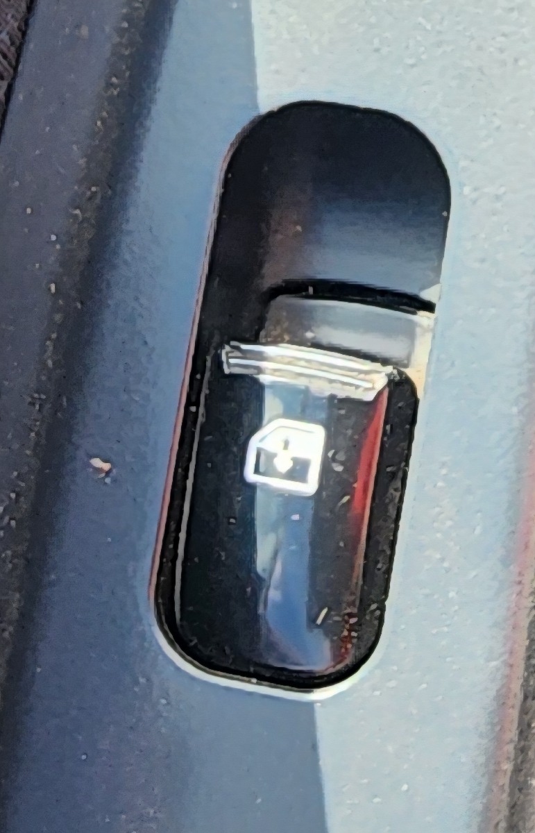 H1 LEFT FRONT WINDOW SWITCH