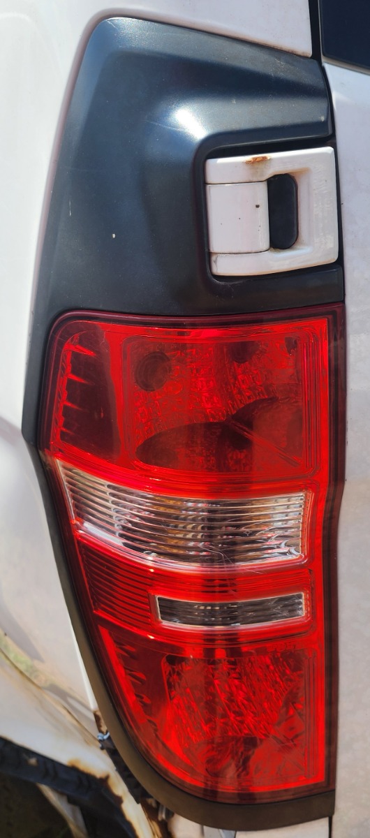 HI LEFT TAILIGHT