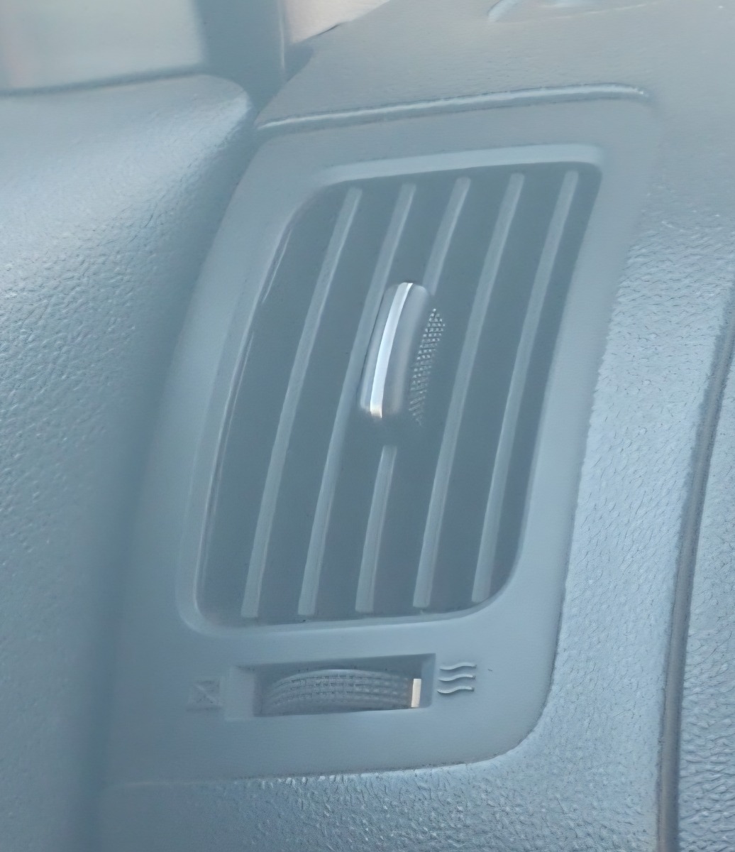 H1 LEFT DASH VENT