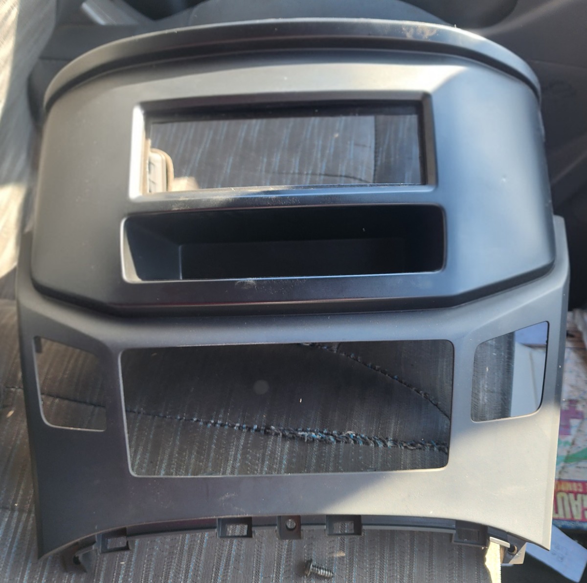 H1 CENTRE DASH FACIA
