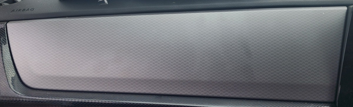 T-CROSS LEFT DASH TRIM