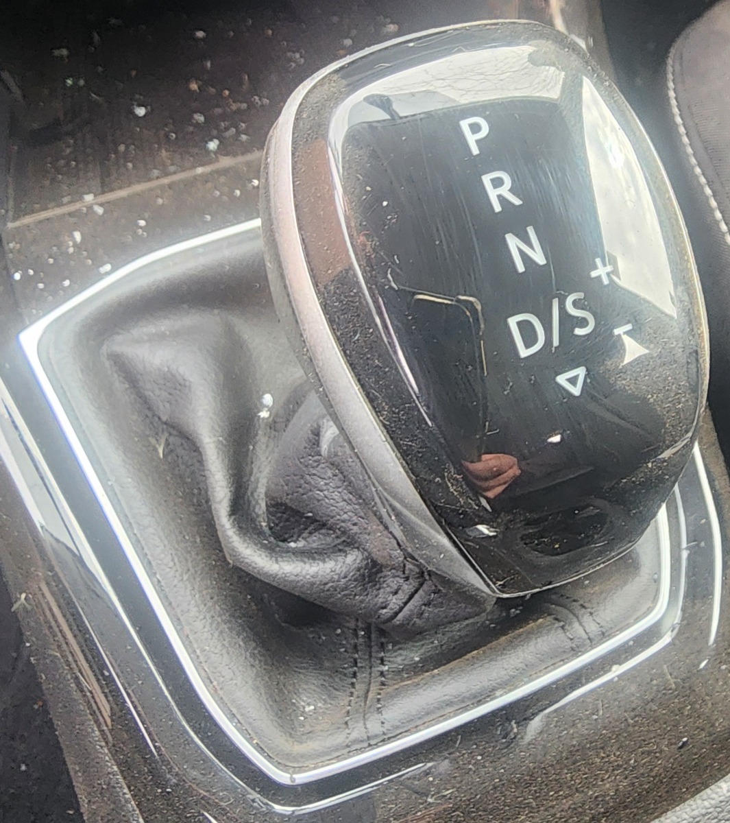 T CROSS AUTO GEAR LEVER AND CABLE