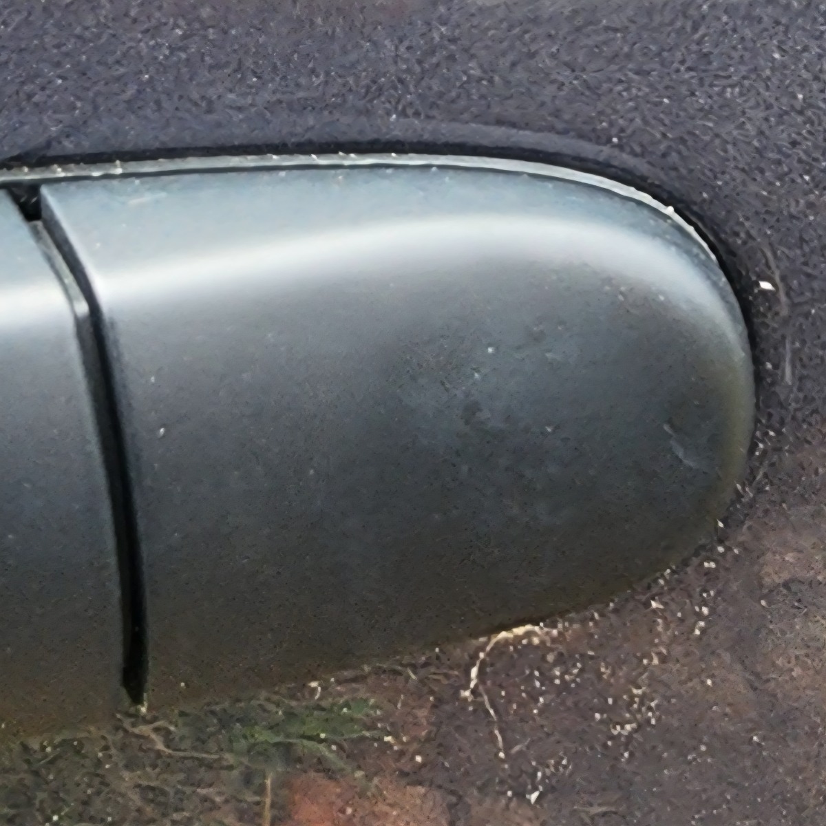POLO MK2 VIVO LEFT REAR HANDLE END PIECE