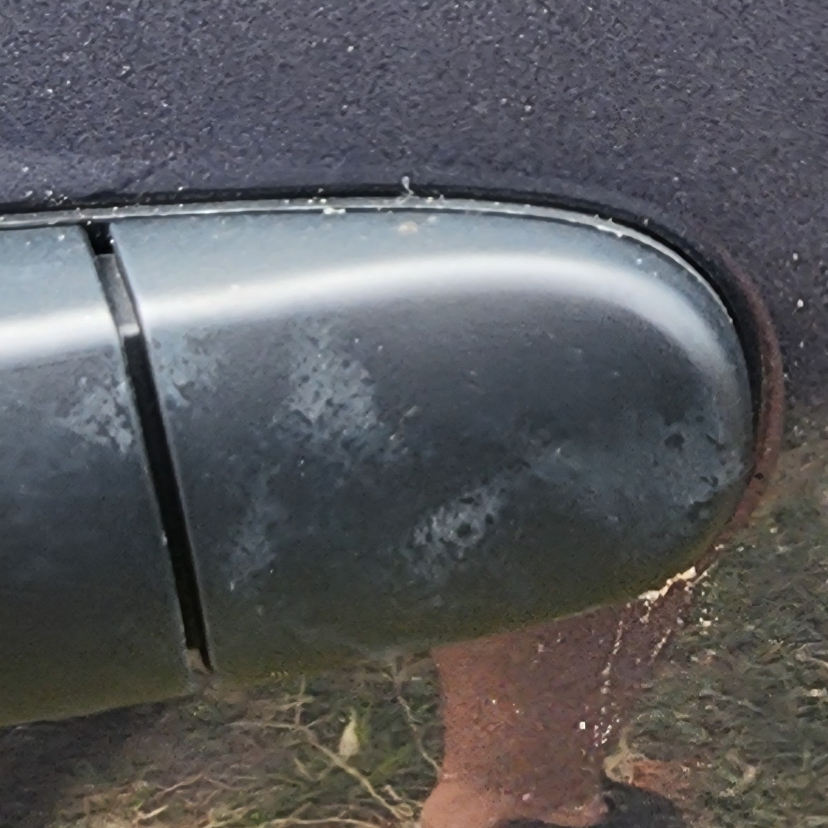 POLO MK2 VIVO LEFT FRONT HANDLE END PIECE
