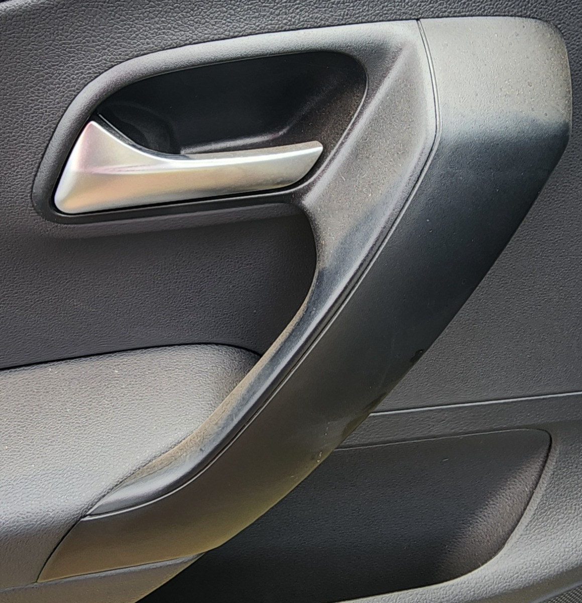 POLO MK2 LEFT REAR INNER HANDLE