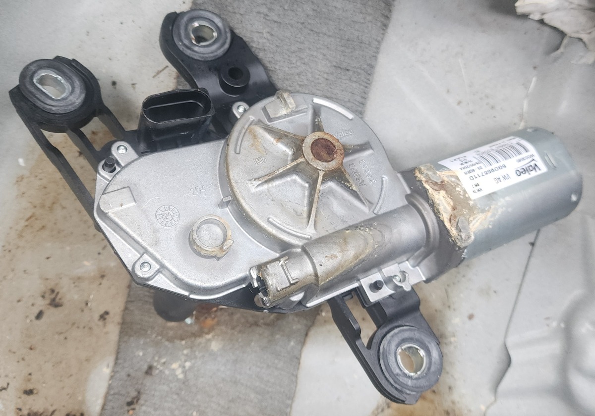 T-CROSS REAR WIPER MOTOR