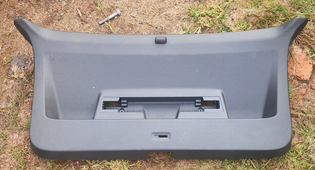 T-CROSS TAILGATE PANEL
