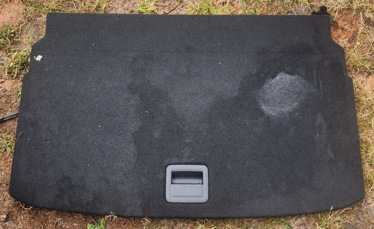 T-CROSS BOOT FLOOR