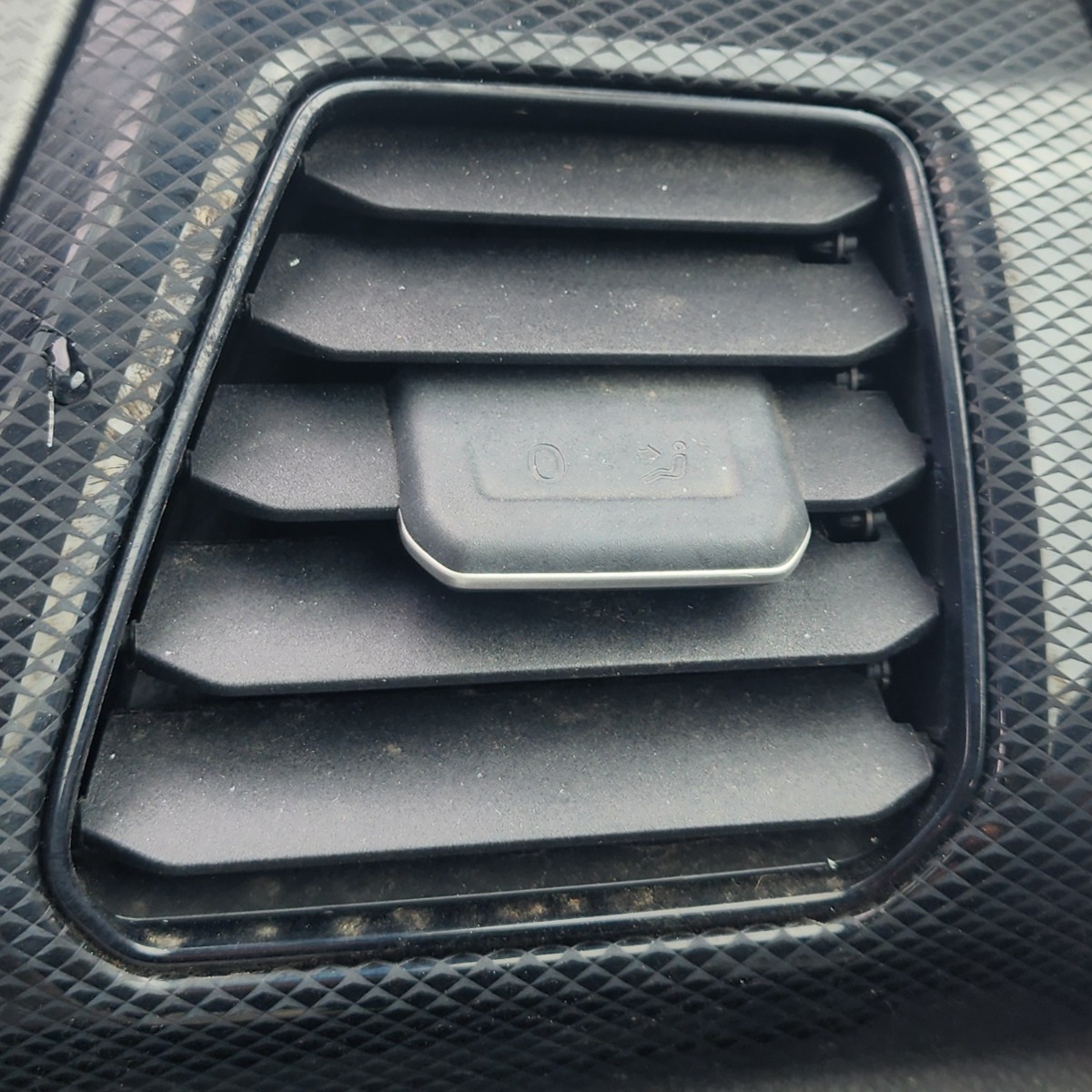 T-CROSS RIGHT DASH VENT