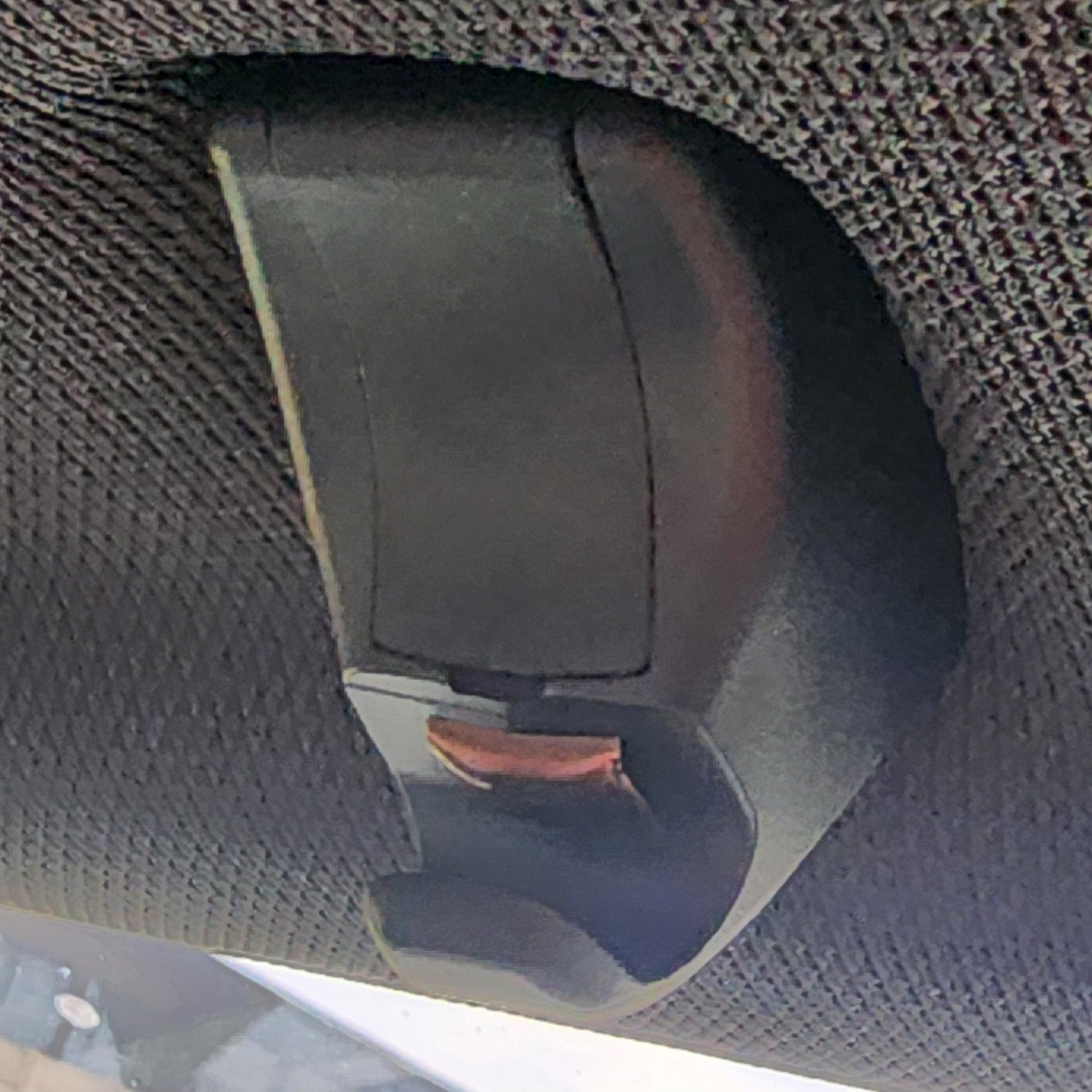 F22 LEFT SUNVISOR CLIP