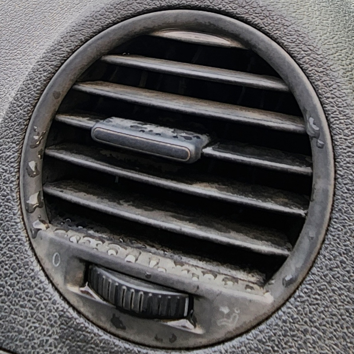 CADDY LEFT CENTRE VENT