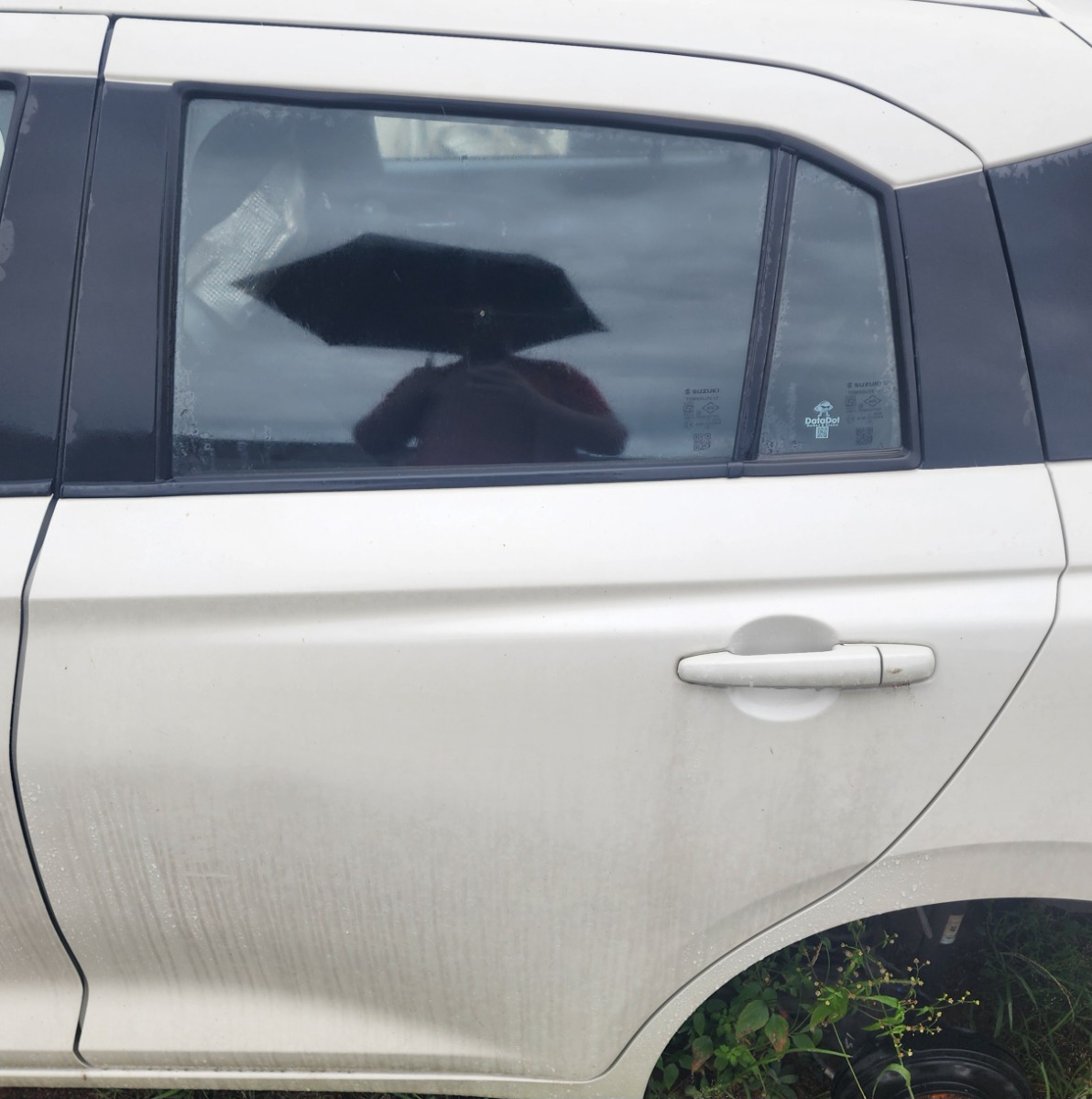 SWIFT LEFT REAR DOOR (SHELL)