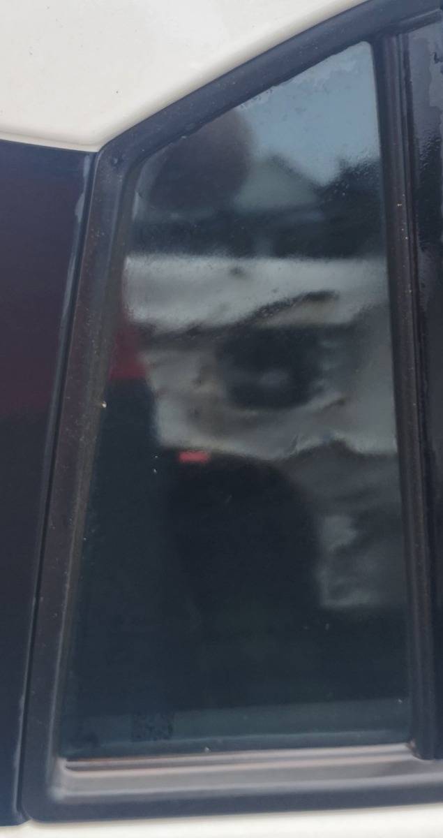 SWIFT RIGHT REAR QUARTER VENT
