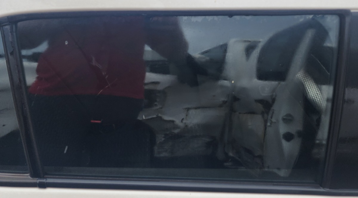 SWIFT RIGHT REAR DOOR GLASS