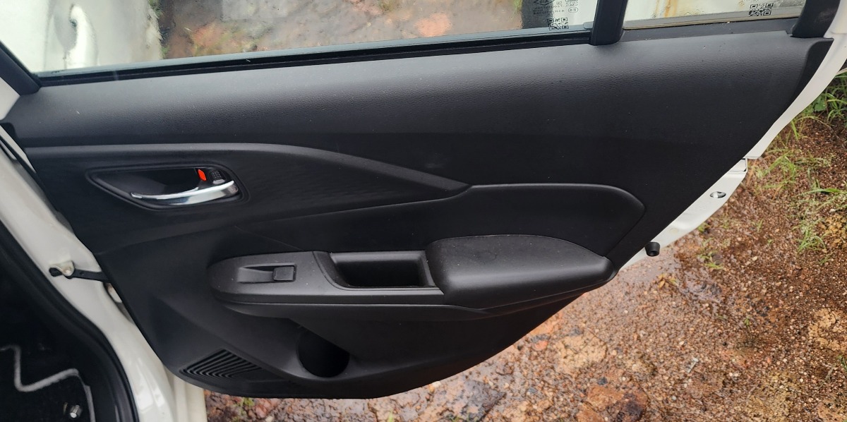 SWIFT RIGHT REAR DOOR PANEL