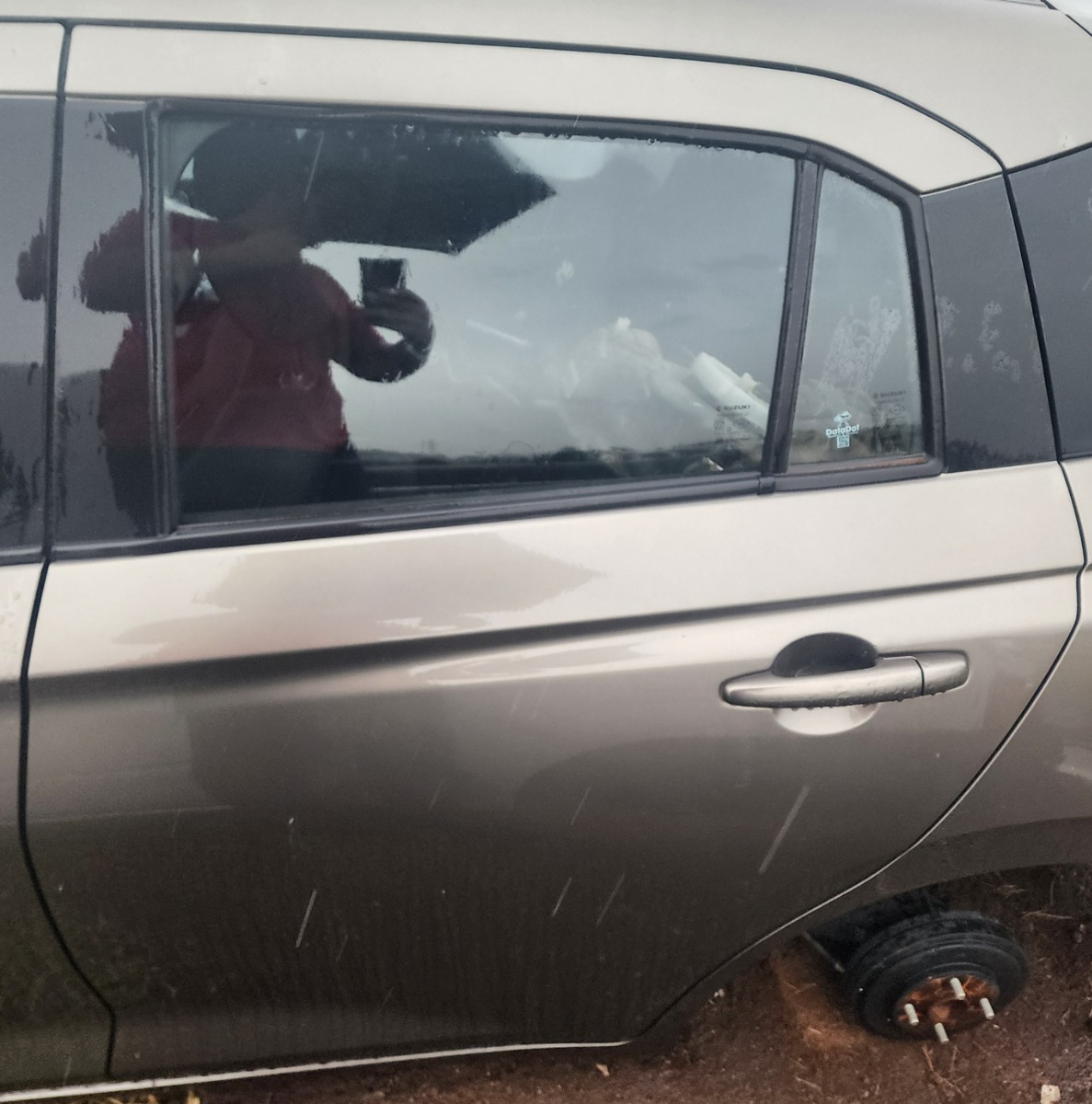 SWIFT LEFT REAR DOOR (SHELL)