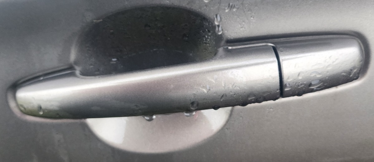 SWIFT LEFT FRONT DOOR HANDLE