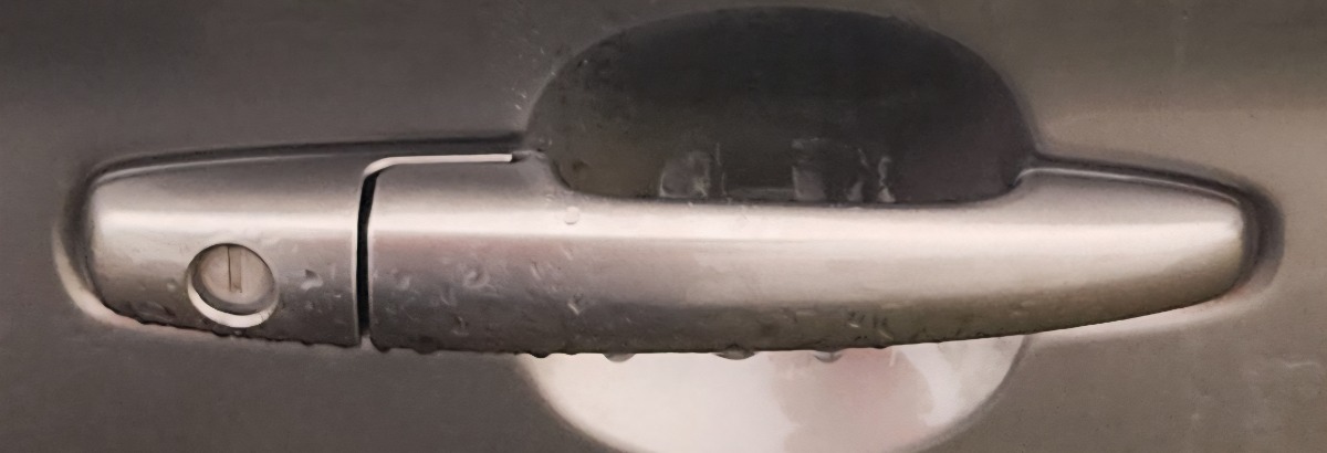 SWIFT RIGHT FRONT HANDLE
