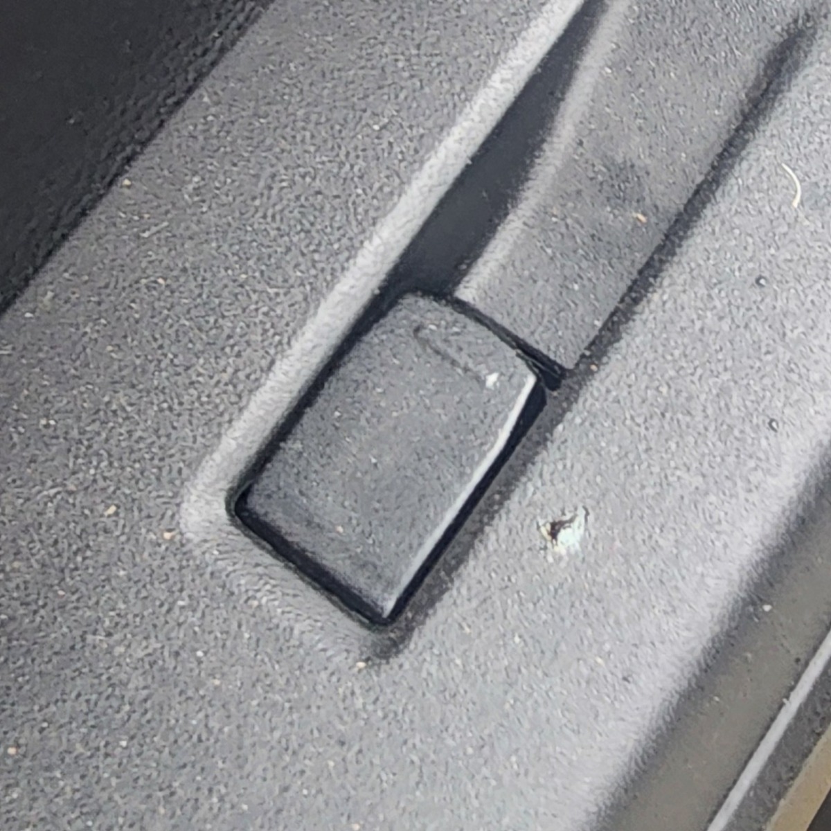 SWIFT LEFT FRONT WINDOW SWITCH