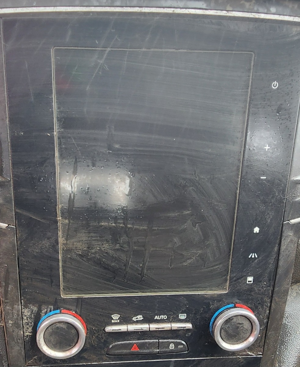 MEGANE 4 RADIO WITH HEATER CONTROL