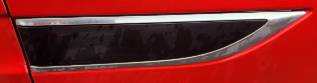 MEGANE 4 RIGHT FENDER TRIM