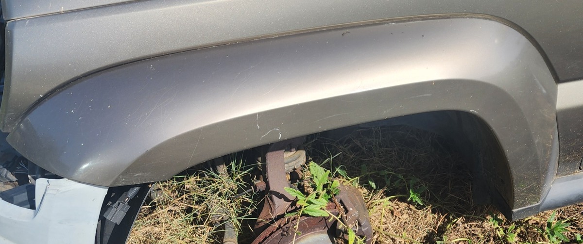 CHEROKEE LEFT FRONT WHEEL ARCH