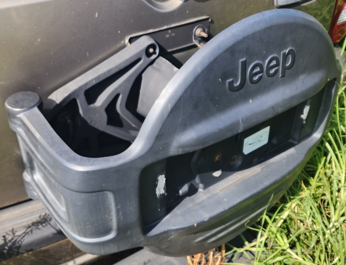 CHEROKEE SPARE WHEEL COVER