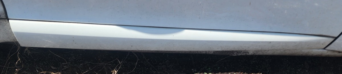 MEGANE 3 RIGHT FRONT DOOR TRIM