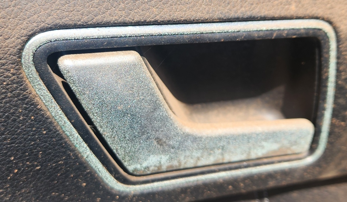 W212 LEFT REAR INNER HANDLE