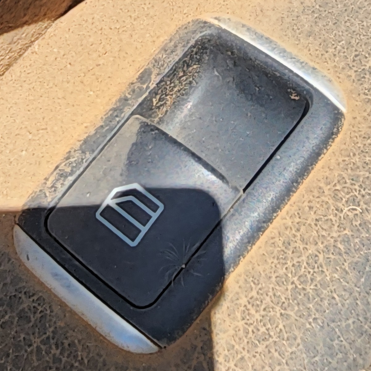 W212 LEFT FRONT WINDOW SWITCH