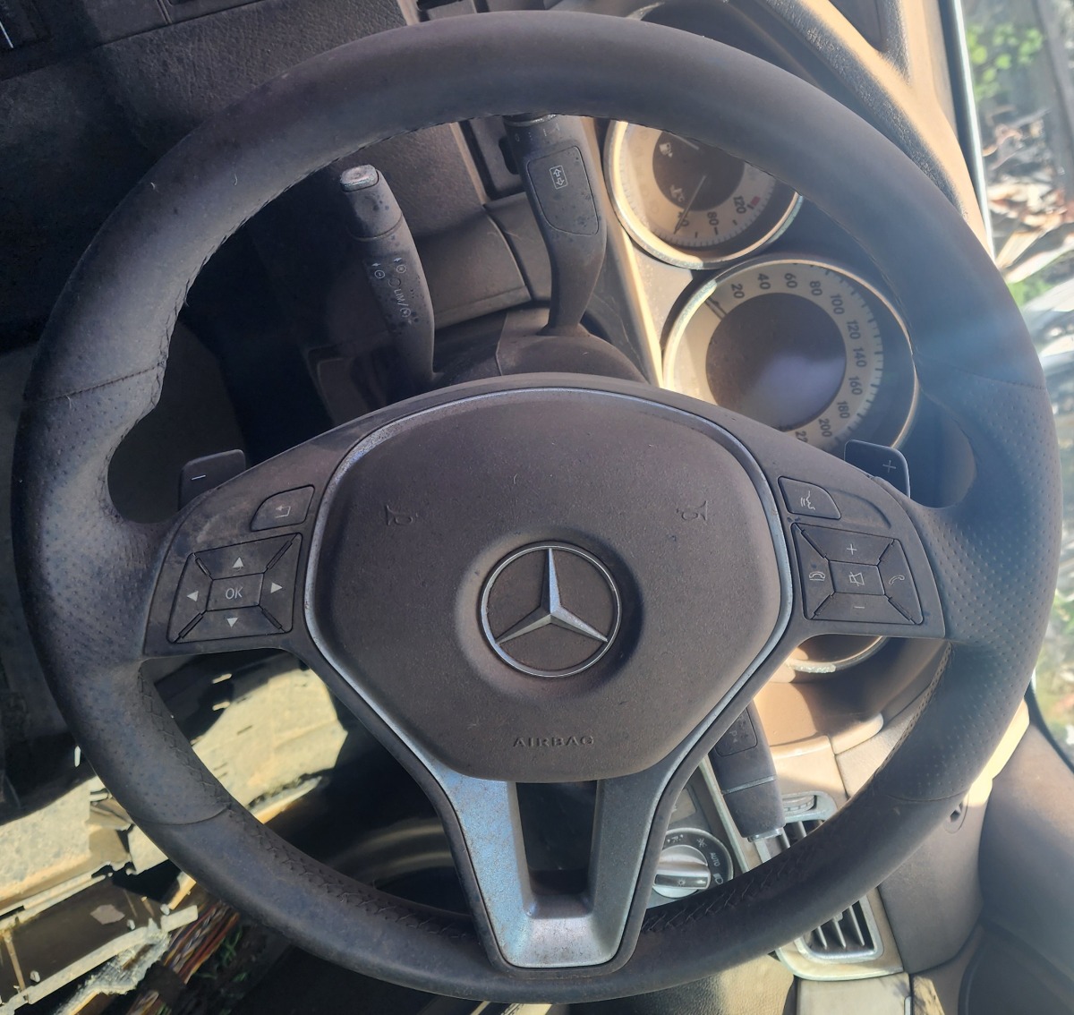 W212 STEERING WHEEL