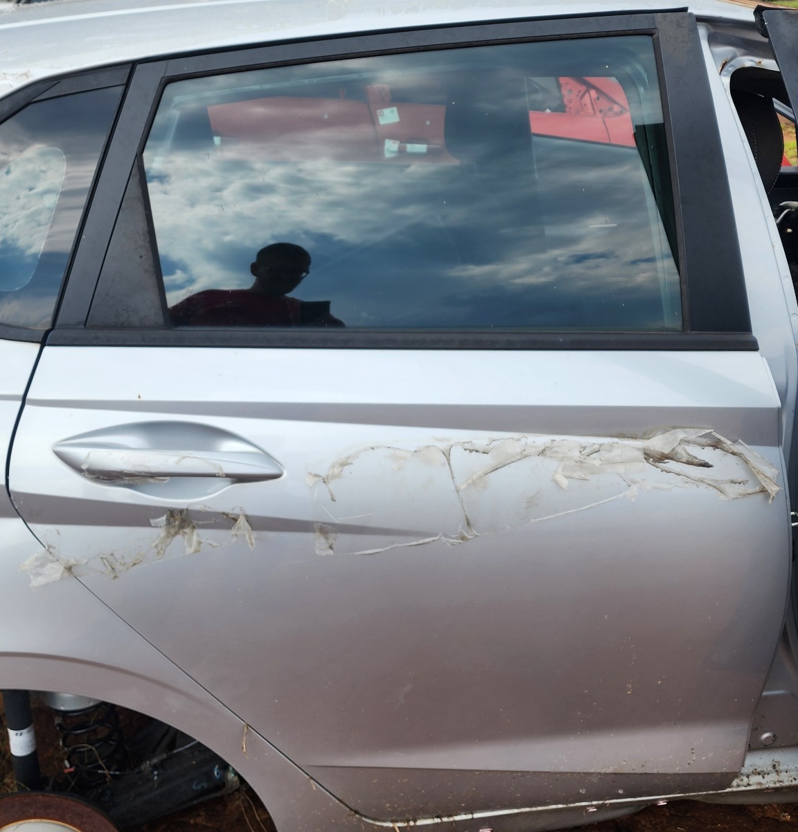 I20 RIGHT REAR DOOR (SHELL)