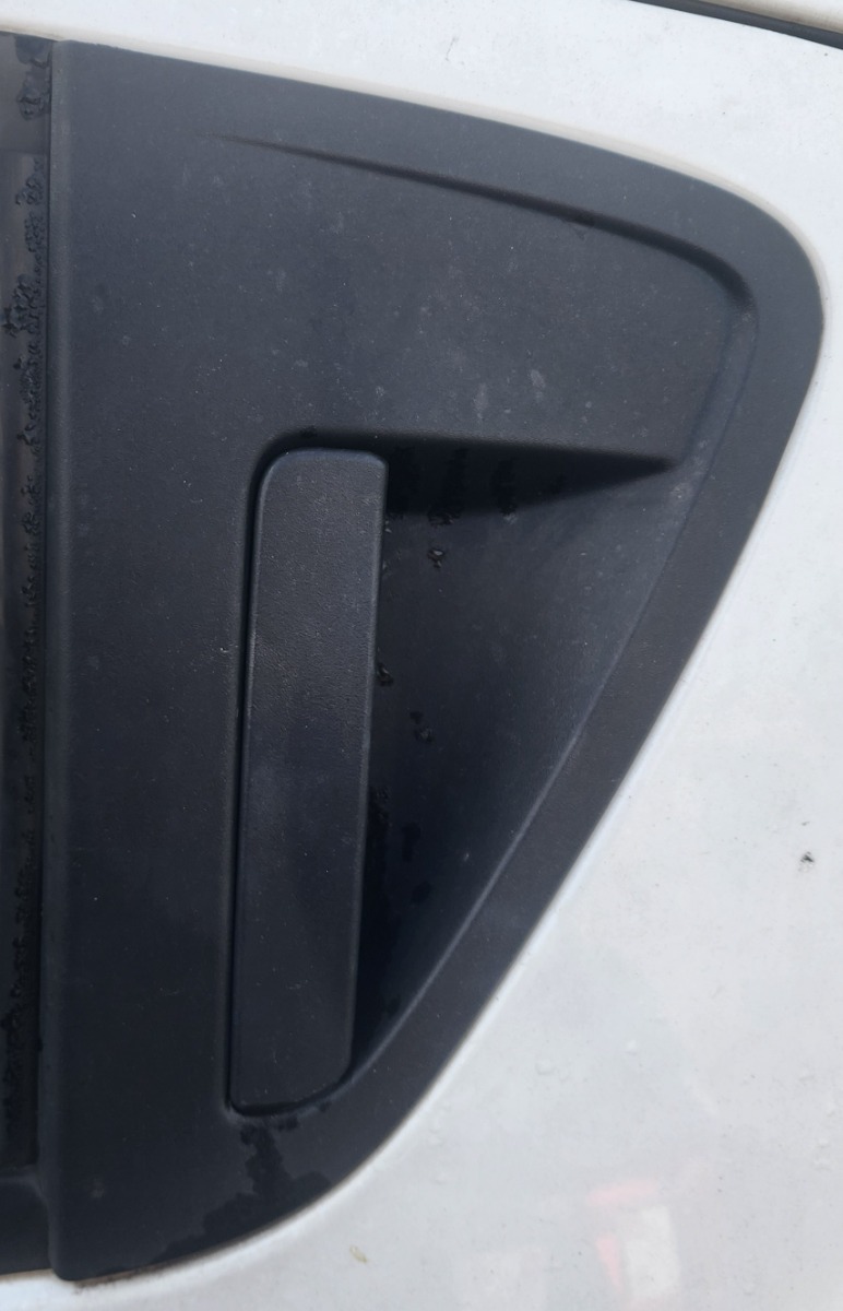 SPARK LEFT REAR DOOR HANDLE