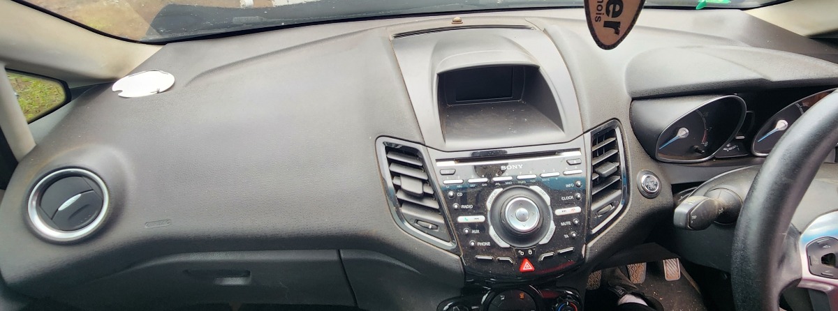 FIESTA MK4 DASHBOARD SKIN