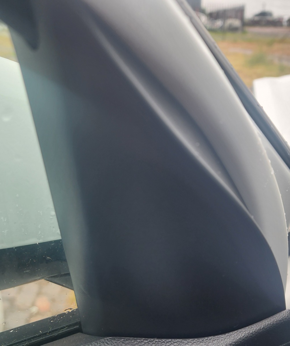 T-CROSS LEFT FRONT INNER MIRROR TRIM